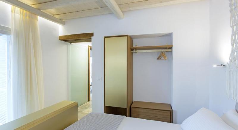 Hide Out Suites Mylopotas Exterior photo