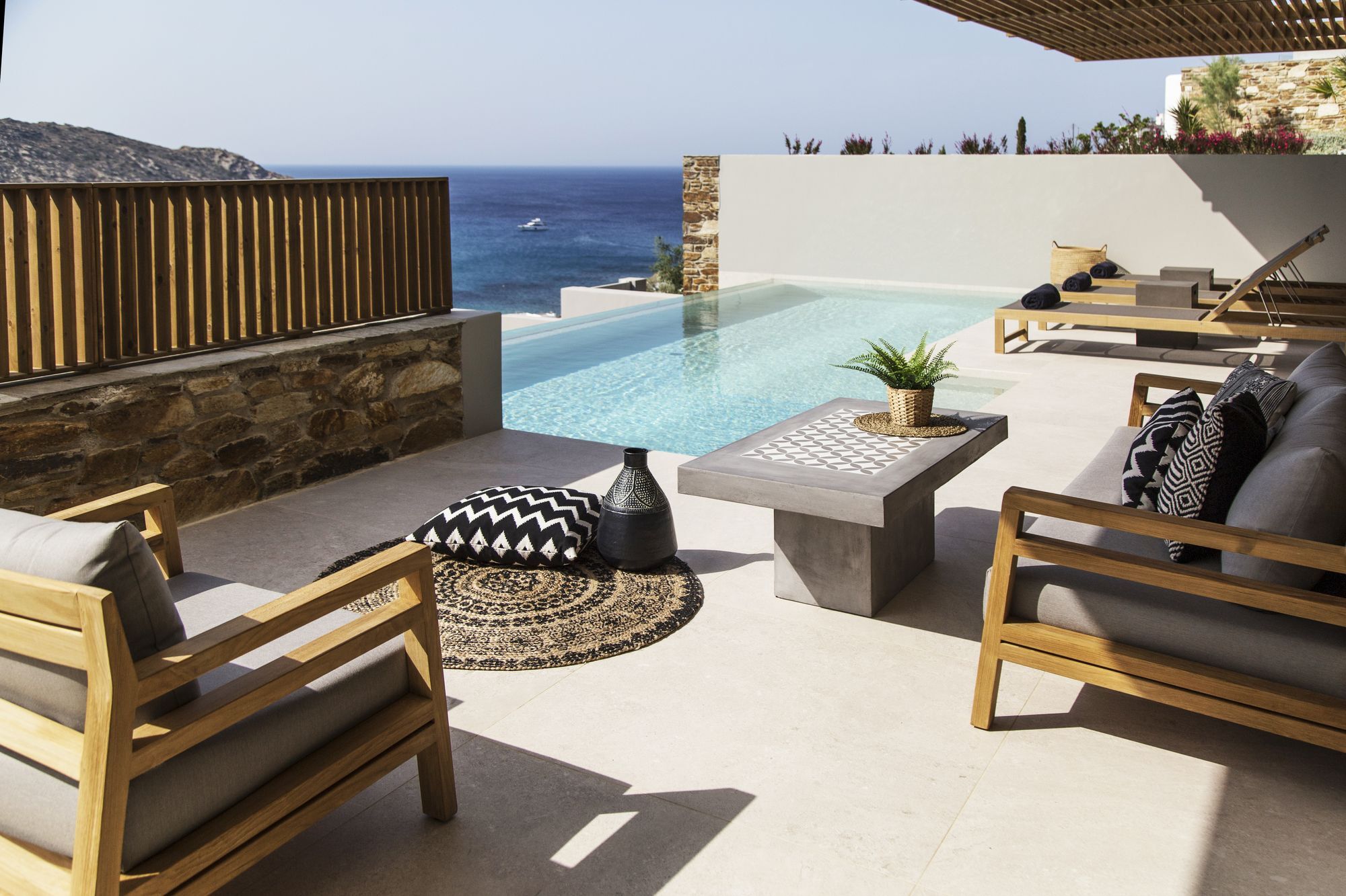 Hide Out Suites Mylopotas Exterior photo
